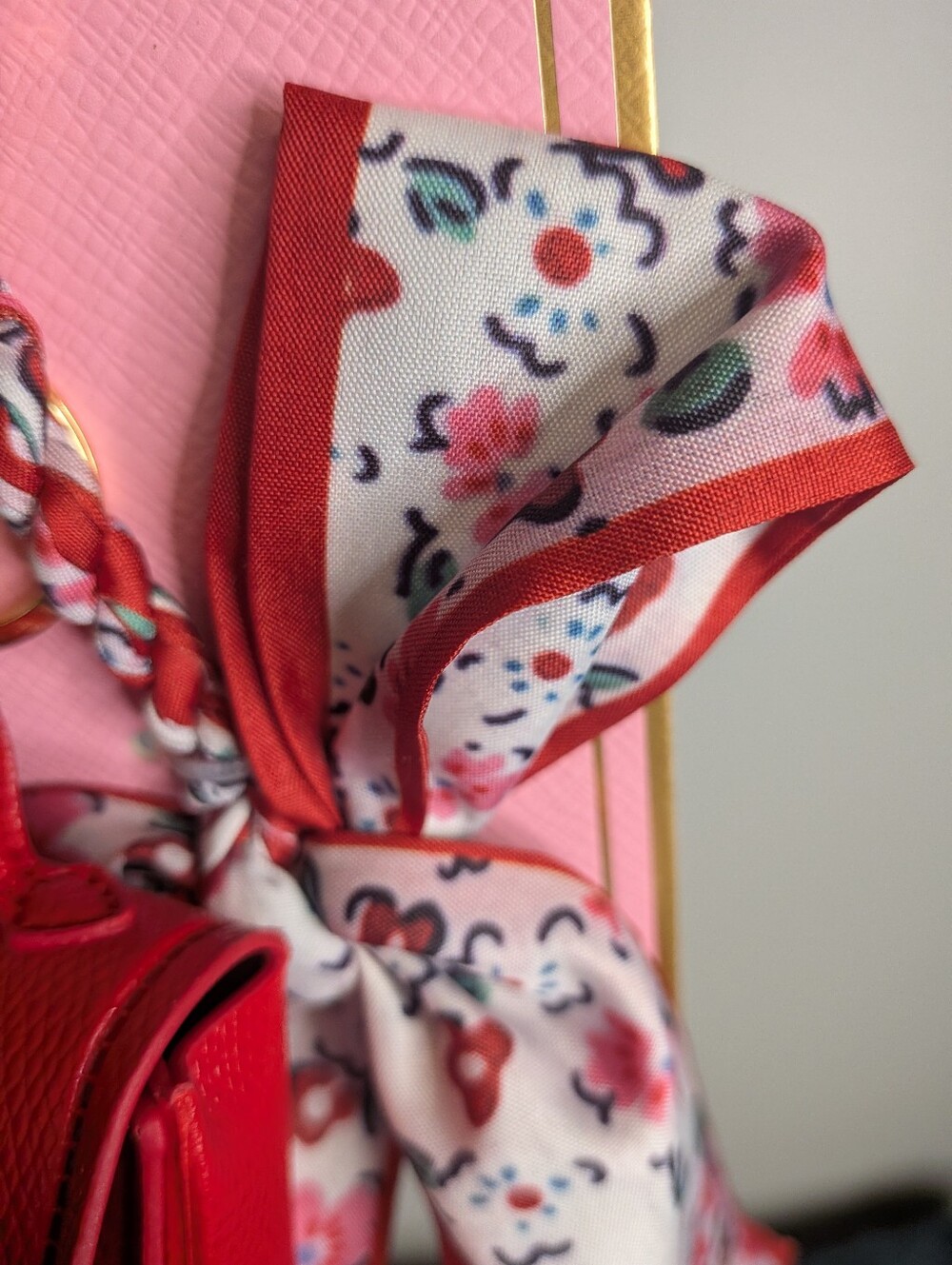 NWT Red Micro Purse Bag Charm & Key Chain with Floral Ribbon Twilly Scarf - Picture 3 of 4